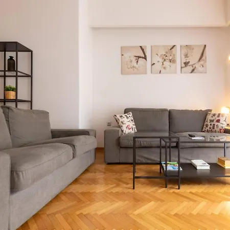 Apartment Toni's Spacious 3bd For Families In Centre