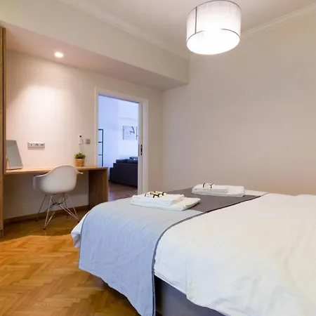 Toni's Spacious 3bd For Families In Centre